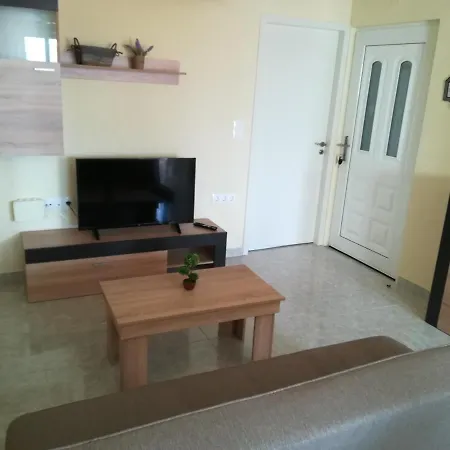 Happy Days Und Studio/penthouse