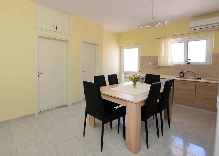 Happy Days Und Studio/penthouse Appartement Ialysos (Rhodes)